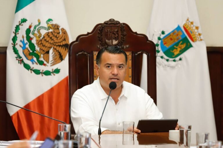 Alcalde, Renán Barrera, establece convenios de colaboración para iniciar un Hospital de Mascotas en Mérida