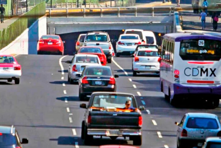 Se normaliza circulación en 13 puntos bloqueados por transportistas: Semovi