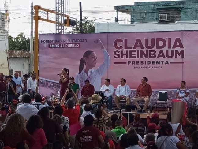 “Sheinbaum y Huacho Díaz Mena Prometen Combatir la Desigualdad en Yucatán a Través de Nuevas Oportunidades Educativas en Kanasín”