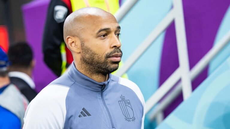 “Ícono del Fútbol, Thierry Henry, Confiesa su Batalla con la Depresión: ‘Estuve Mintiendo'”