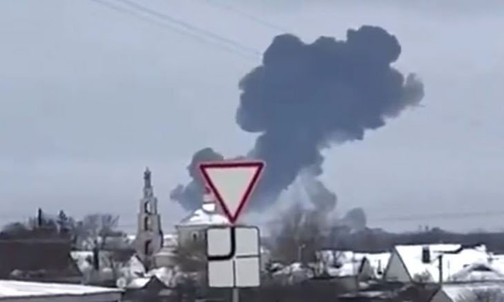 Tragedia Aérea en la Frontera: Avión Militar Ruso Il-76 se Estrella con Prisioneros de Guerra Ucranianos a Bordo