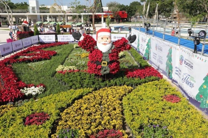 “Éxito Rotundo: Más de 408,000 Yucatecos Maravillados por el Paseo Navideño de las Flores”