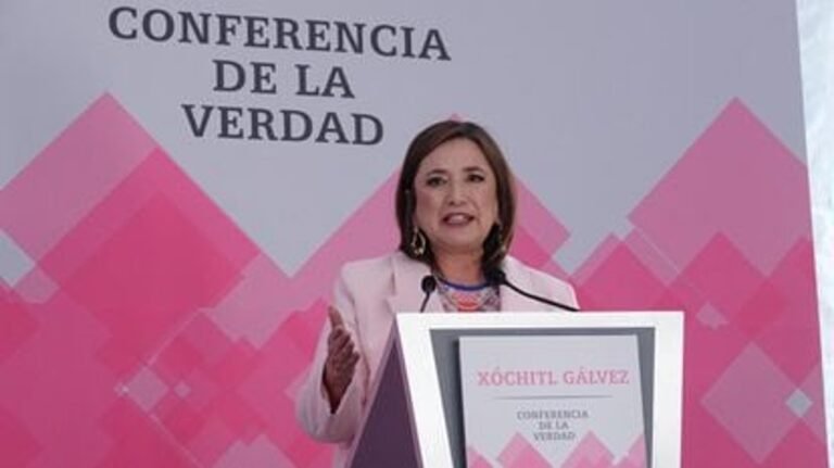 “Xóchitl Gálvez Inicia ‘Conferencias de la Verdad’ en Desafío Directo a López Obrador”