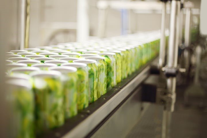 “Descubre Sentia: La Bebida que Emula los Efectos del Alcohol sin Consecuencias Nocivas”