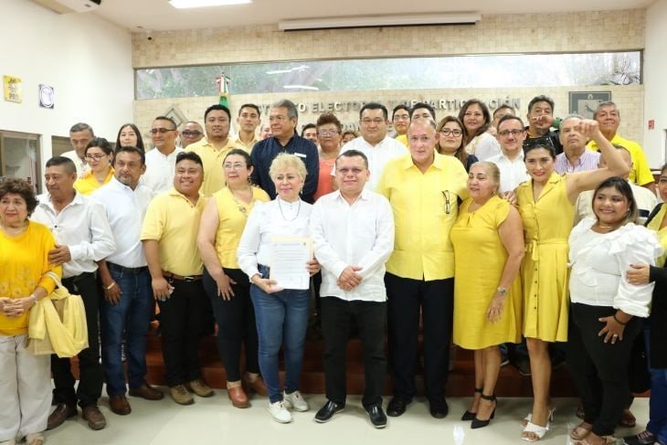 ” ‘Tina Tuyub’ se registra como candidata a la gubernatura de Yucatán por el PRD”