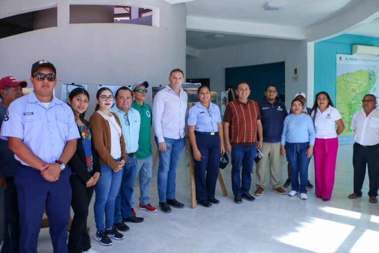 Realizan exposición fotográfica pesquera en Chiquilá