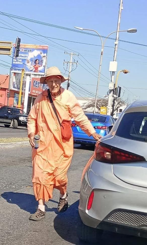 Automovilista denuncia presuntas agresiones de hombre que pide dinero en semáforos de la Jacinto Canek