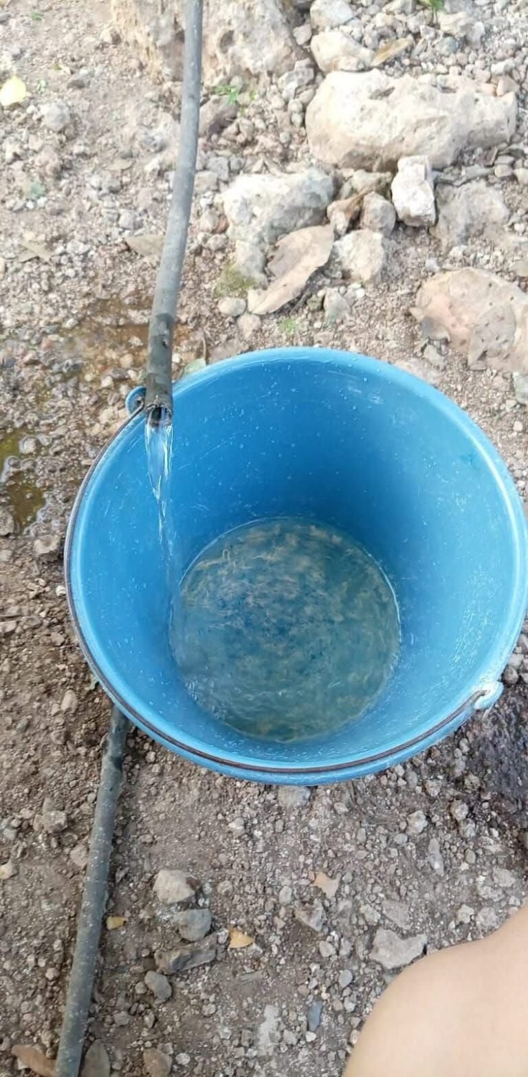 Agua con olor fétido en Tecoh desata denuncias: vecinos acusan posible contaminación y abandono de autoridades