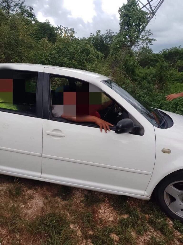 Sorprenden a presuntos abigeos dentro de un rancho en Valladolid; huyen tras ser descubiertos