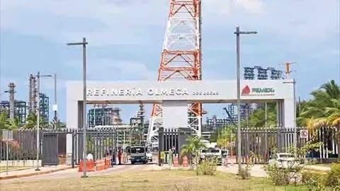 Pemex destina casi 12 mil millones de pesos adicionales a Dos Bocas pese a caída sostenida en su producción