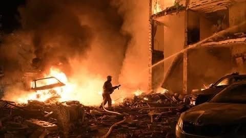 Ataque masivo de Rusia deja al menos 22 muertos en Ucrania y evidencia debilidad en sus defensas aéreas