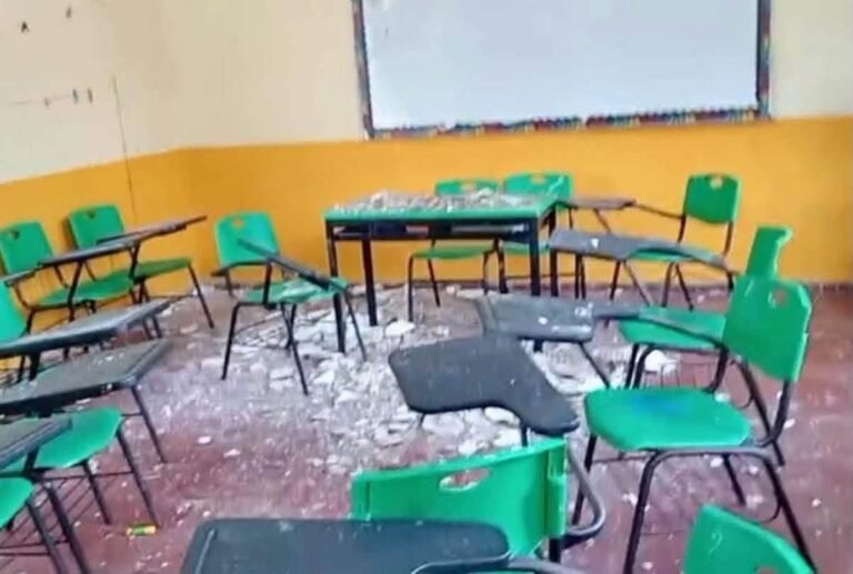 Se desploma el techo de un salón sobre alumnos: Cuatro estudiantes resultan heridos en primaria de Tizimín