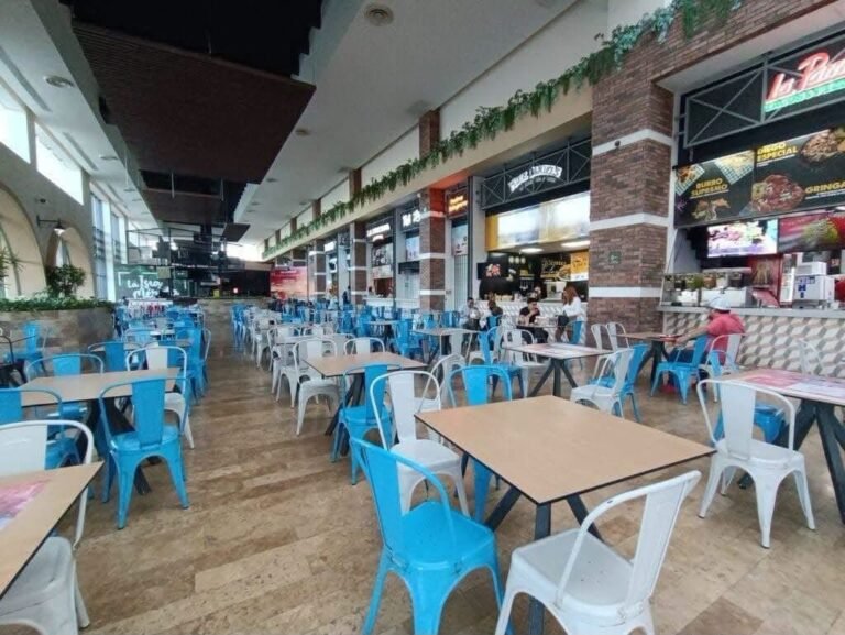 Temor por la “ameba comecerebros” pega a negocios de Plaza La Isla
